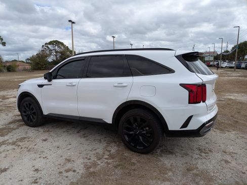 Used 2023 Kia Sorento SX AWD/4WD image 6