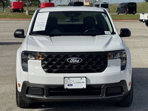 Certified 2025 Ford Maverick XLT image 7