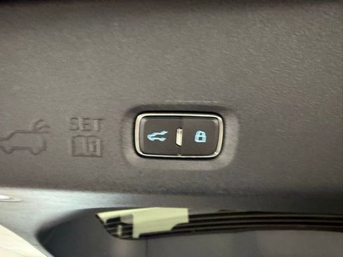 New 2026 Ford Expedition Max Platinum image 10