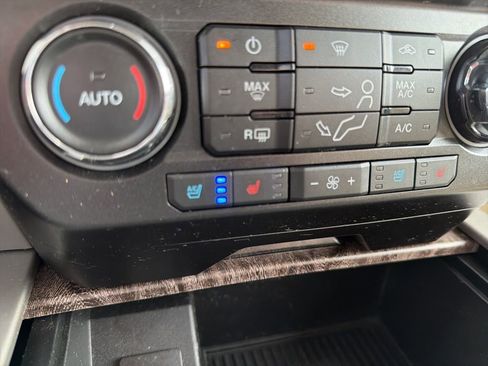 Used 2019 Ford F350 Lariat w/ Chrome Package AWD/4WD image 15