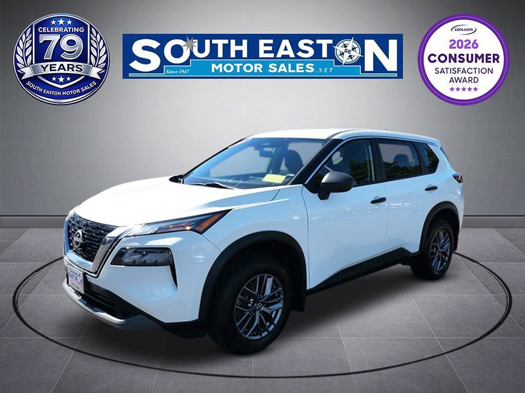 Used 2023 Nissan Rogue S AWD/4WD image 1