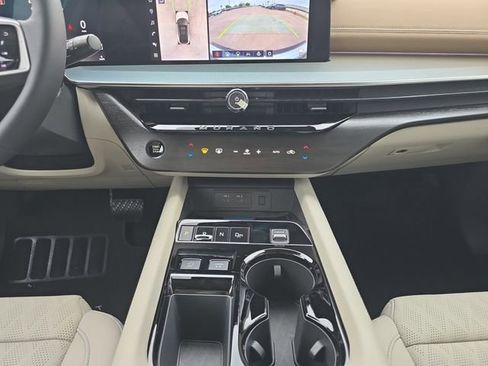 New 2026 Nissan Murano Platinum image 3