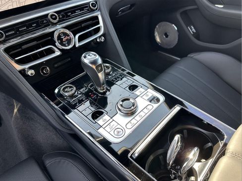 New 2026 Bentley Flying Spur Plug-In Hybrid AWD/4WD image 55