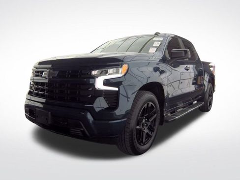 Used 2022 Chevrolet Silverado 1500 RST w/ Convenience Package II RWD image 3