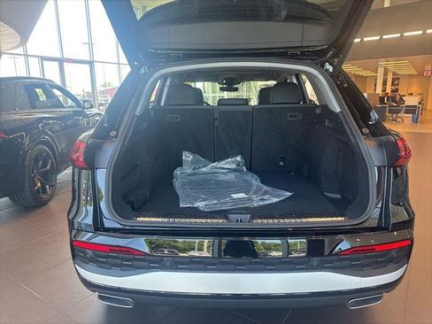 Used 2025 Audi Q5 Premium w/ Convenience Package AWD/4WD image 23