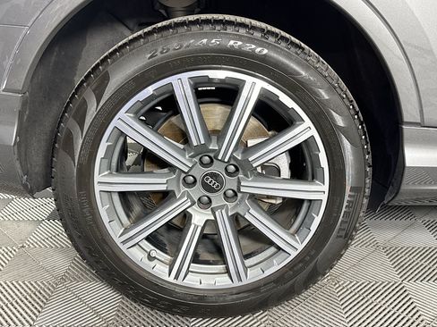 Used 2023 Audi Q7 2.0T Premium Plus AWD/4WD image 31