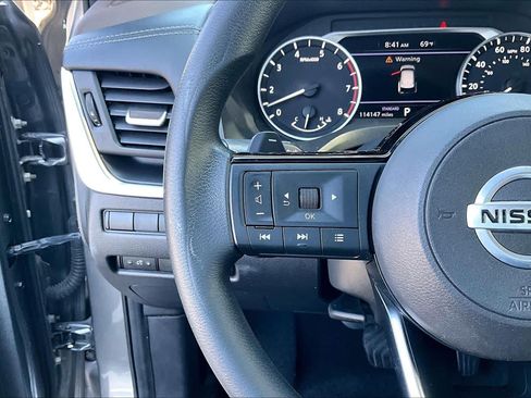 Used 2021 Nissan Rogue S FWD image 23