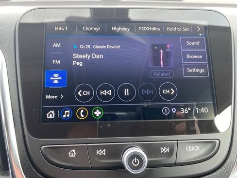 Used 2024 Chevrolet Equinox LT image 37