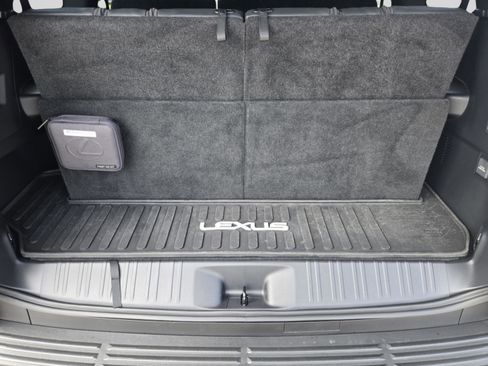 Certified 2025 Lexus GX 550 AWD/4WD image 32