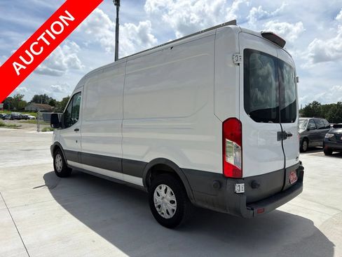 Used 2018 Ford Transit 250 148 Medium Roof RWD image 7