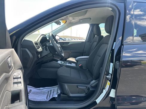 Used 2025 Ford Escape Active AWD/4WD image 8