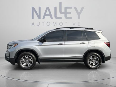 Used 2022 Honda Passport TrailSport image 2