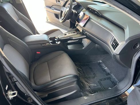 Used 2018 Honda Clarity Plug-In Hybrid image 13