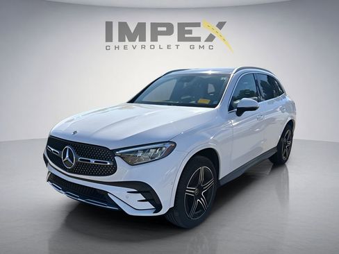 Used 2023 Mercedes-Benz GLC 300 4MATIC image 1
