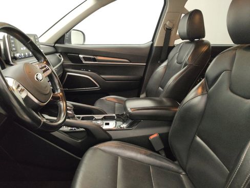 Used 2020 Kia Telluride LX AWD/4WD image 17