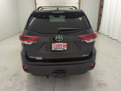 Used 2019 Toyota Highlander AWD V6