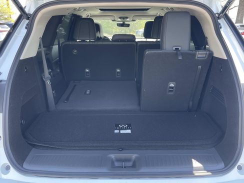 New 2026 INFINITI QX60 Luxe w/ Cargo Package image 3