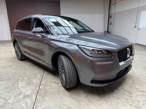 Used 2022 Lincoln Corsair Reserve w/ Equipment Group 201A image 7