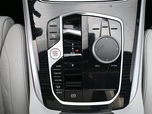 Used 2024 BMW X5 xDrive40i w/ M Sport Package AWD/4WD image 20