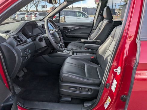 Used 2023 Honda Passport TrailSport image 27