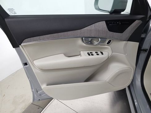 Certified 2024 Volvo XC90 T8 Plus AWD/4WD image 15