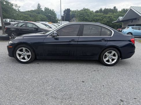 Used 2015 BMW 328i xDrive Sedan AWD/4WD image 2