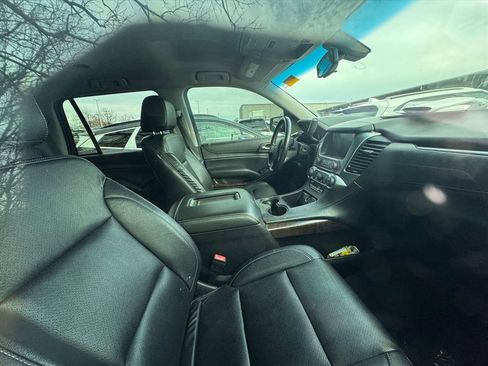 Used 2019 Chevrolet Tahoe LS w/ All-Season Package image 3