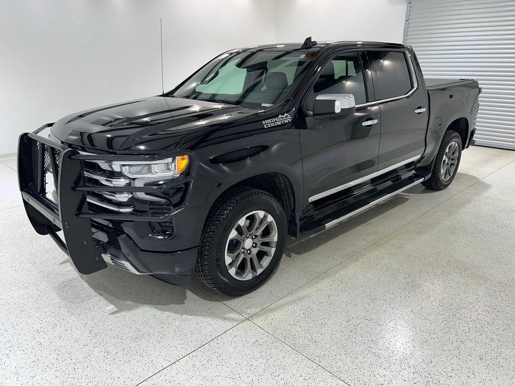 Used 2024 Chevrolet Silverado 1500 High Country w/ Technology Package AWD/4WD image 1