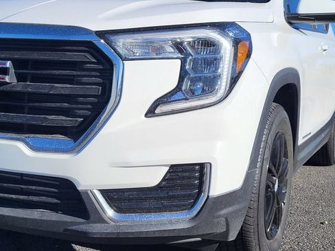 Used 2023 GMC Terrain SLE w/ Driver Convenience Package AWD/4WD image 5