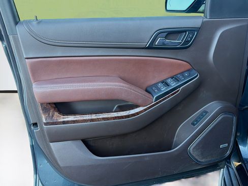 Used 2020 Chevrolet Tahoe Premier image 24
