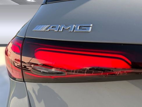 New 2026 Mercedes-Benz GLC 43 AMG 4MATIC image 9