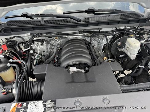 Used 2017 Chevrolet Silverado 1500 LTZ Z71 w/ LTZ Plus Package AWD/4WD image 38