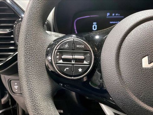 Used 2023 Kia Soul S image 23