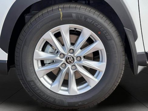 New 2026 Toyota Corolla Cross LE image 32