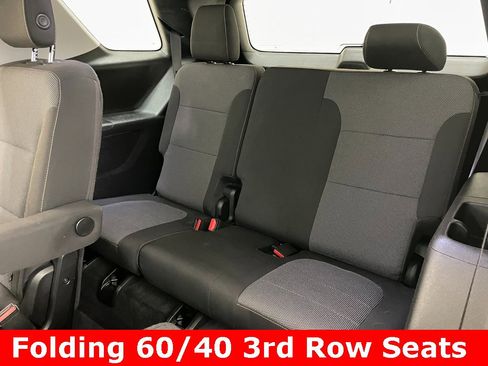 Certified 2018 Chevrolet Traverse LT image 9