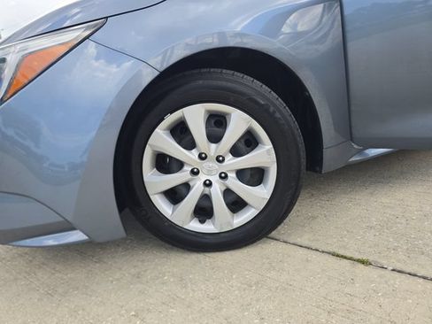 Used 2025 Toyota Corolla LE FWD image 25