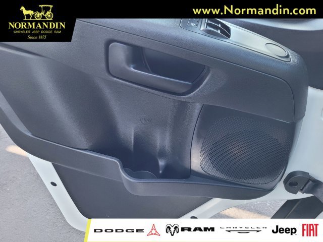 Used 2025 RAM ProMaster 2500 w/ U-Haul Equipment Group FWD image 15