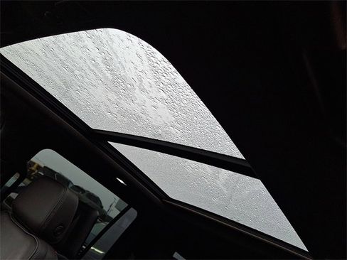 Used 2021 GMC Yukon XL Denali w/ Denali Ultimate Package image 13