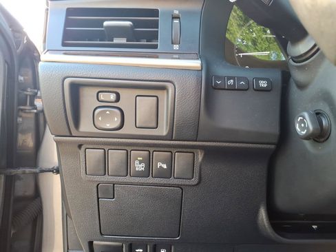 Used 2015 Lexus ES 350 w/ Luxury Package FWD image 19
