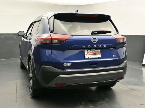 Used 2023 Nissan Rogue SL w/ SL Premium Package image 6