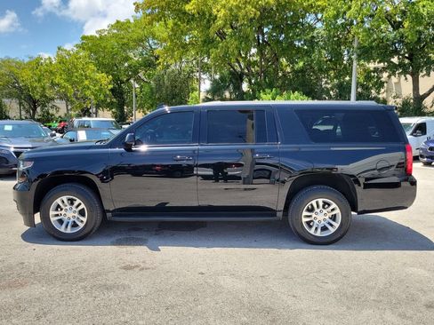 Used 2020 Chevrolet Suburban LT RWD image 7