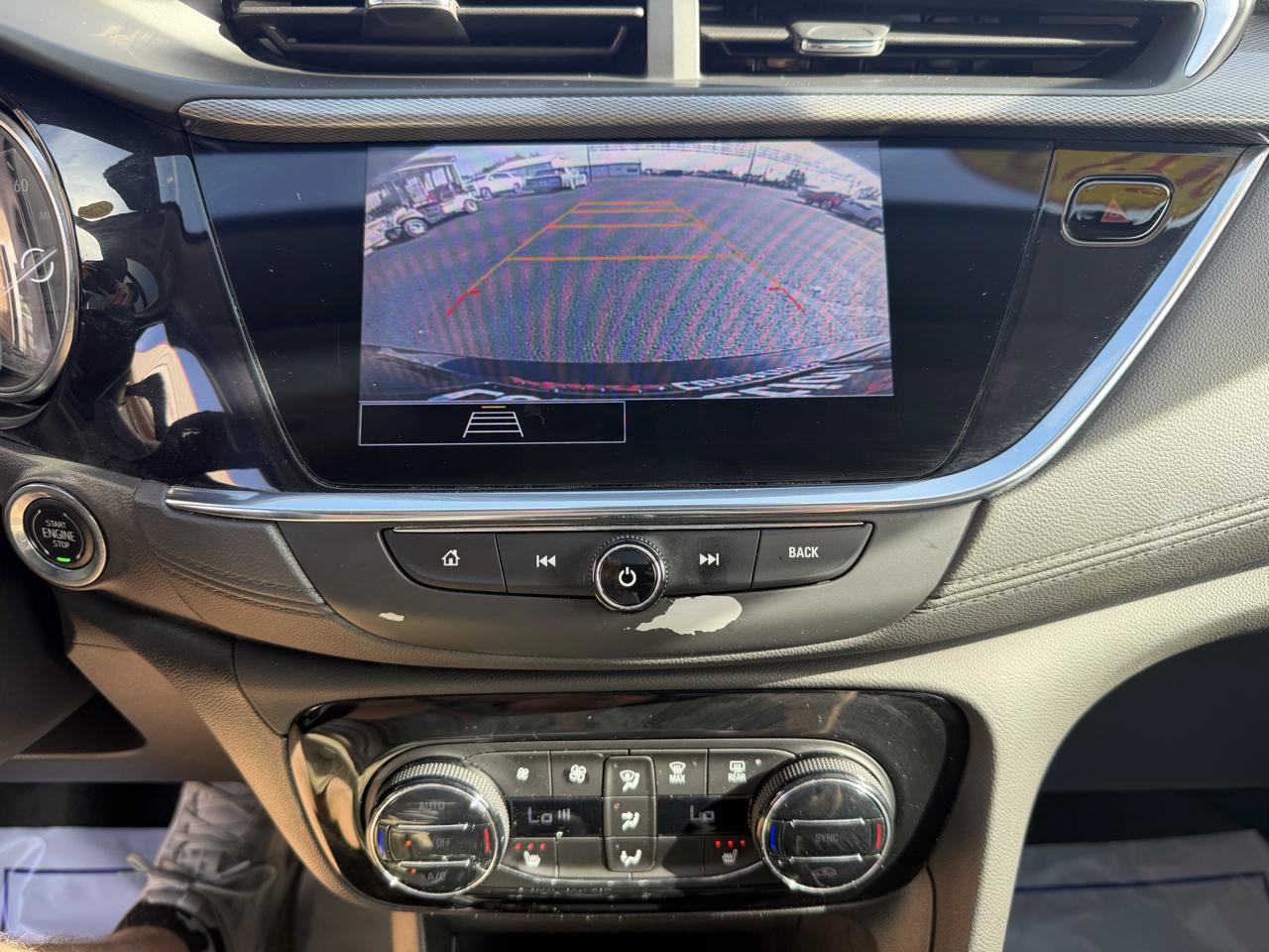 Used 2023 Buick Encore GX Select w/ Experience Buick Package FWD image 31
