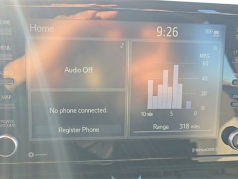 Used 2022 Toyota Corolla LE image 19