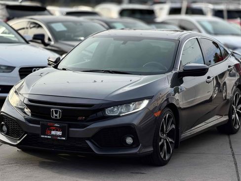 Used 2018 Honda Civic Si image 3
