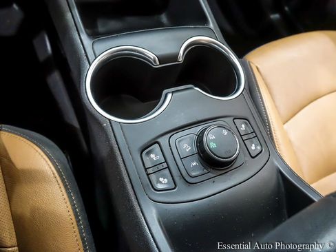 Used 2020 GMC Terrain SLT image 21