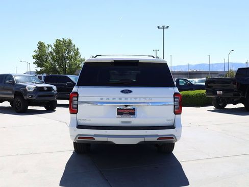 Used 2024 Ford Expedition Max Platinum AWD/4WD image 5