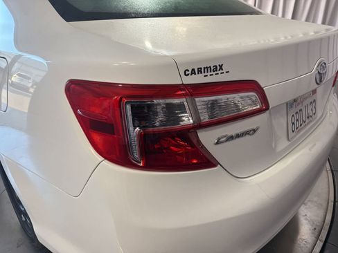 Used 2012 Toyota Camry LE image 12