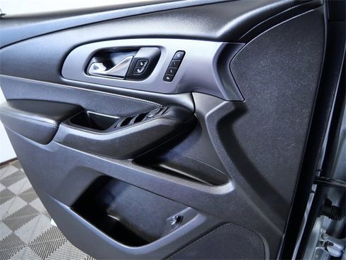 Used 2021 Chevrolet Traverse Premier w/ Redline Edition image 29