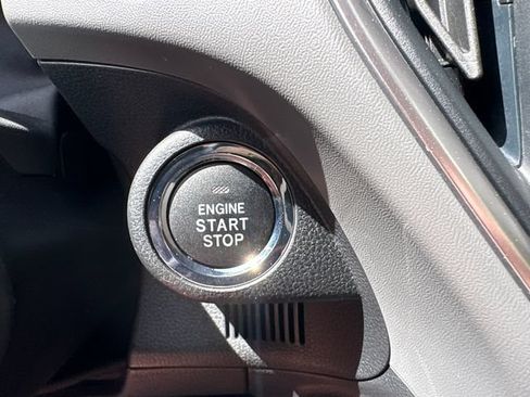 Certified 2024 Subaru Crosstrek 2.0i Premium AWD/4WD image 32