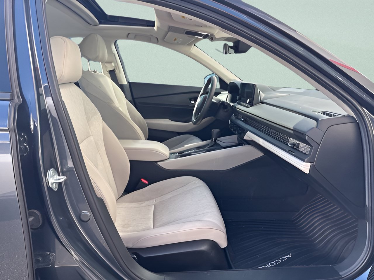 Used 2024 Honda Accord EX image 8